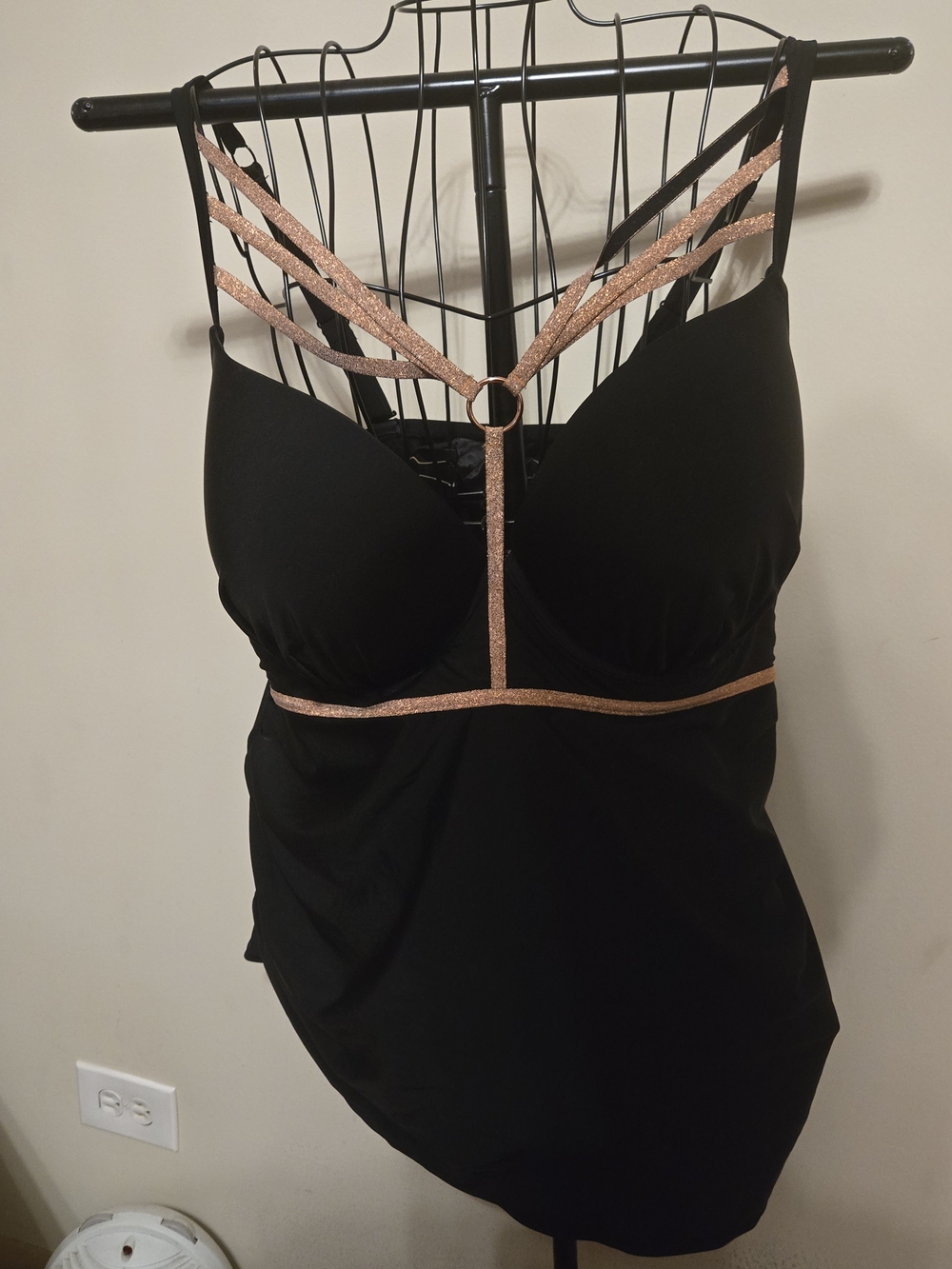 Cacique Black Tankini with Rose Gold Strappy Detail 46DDD /28W